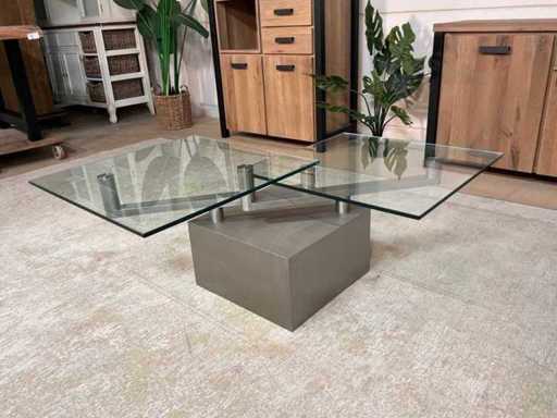 Tavolino da caffè in vetro moderno