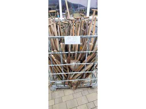 Lot Garden en handgereedschap met houten handvatten