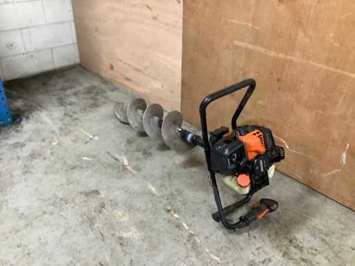 Tarière terrestre Echo ea-410