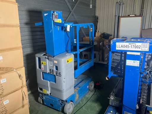 2011 Genie GRC-12 Aerial Platform