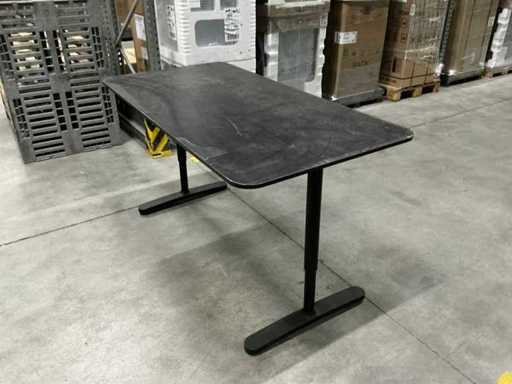 Office table 180x80x73 cm (2x)