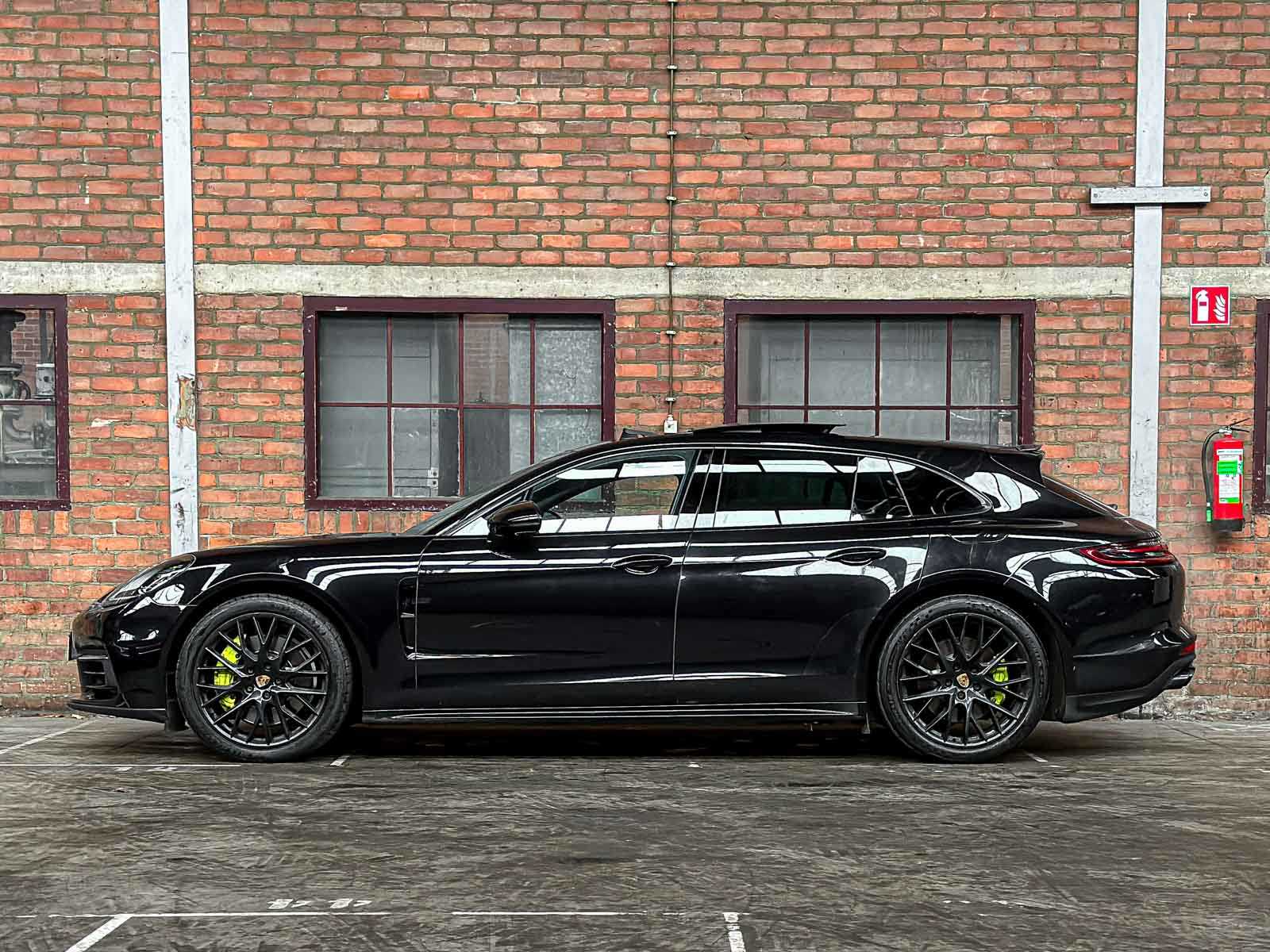 Porsche Panamera Sport Turismo 4 E-Hybrid Executive 2.9 V6 462pk 2018 Sport-Chrono, G-856-XL