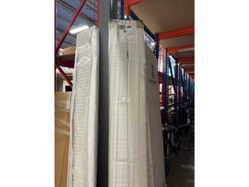 Radiatore Henrad Premium 8 pannelli con 8 connessioni