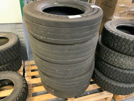 Anvelope Armatei Continentale (5x)