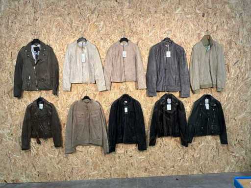 Jachete din piele Goosecraft (10x)