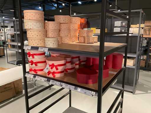 Batch of gift packaging