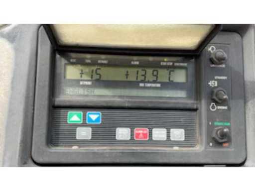 0c82460b-8c5f-4781-900c-8a295cd1a57c.mp4