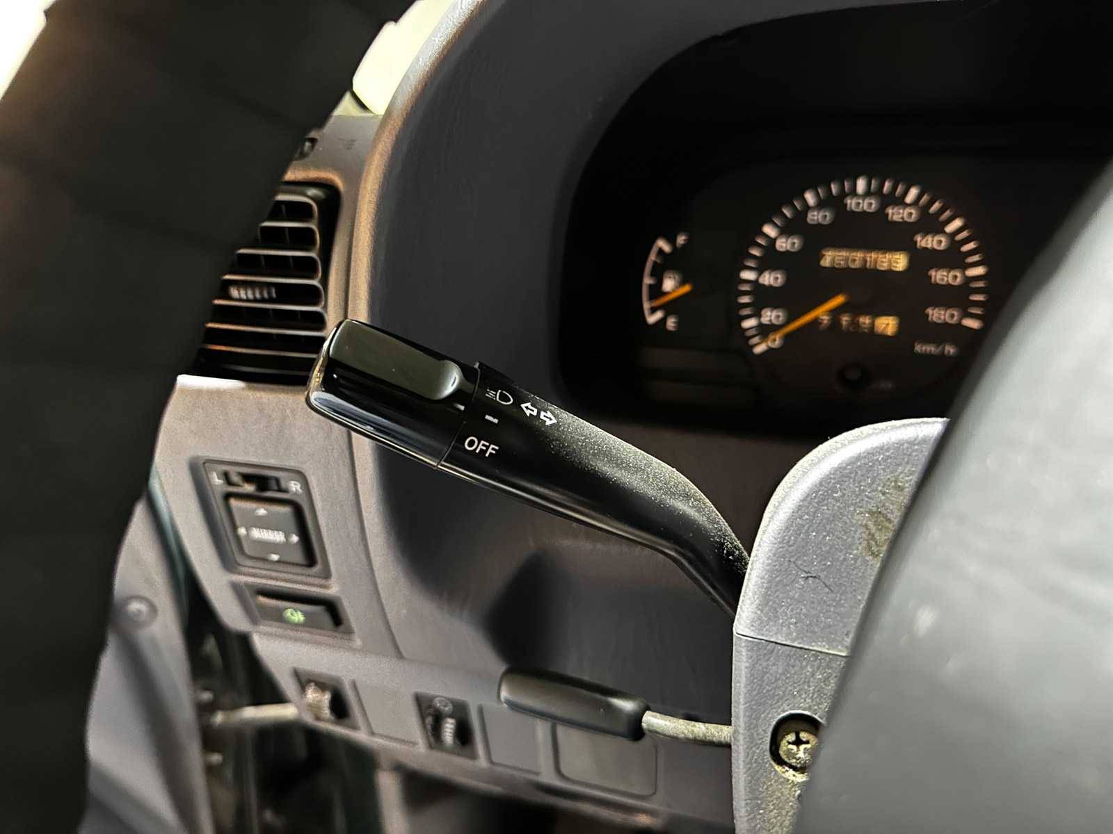 Toyota LandCruiser 90 3.0 HR Blind Van 123pk 2000 (Origineel-NL), 27-VS-NR