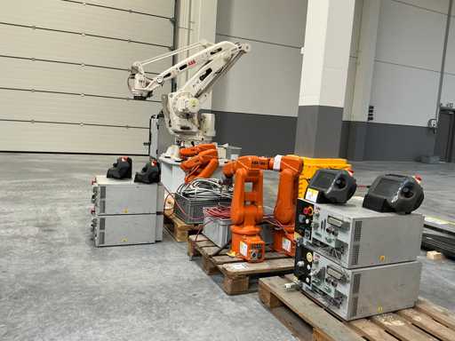 Various Automation parts, robots and trailers