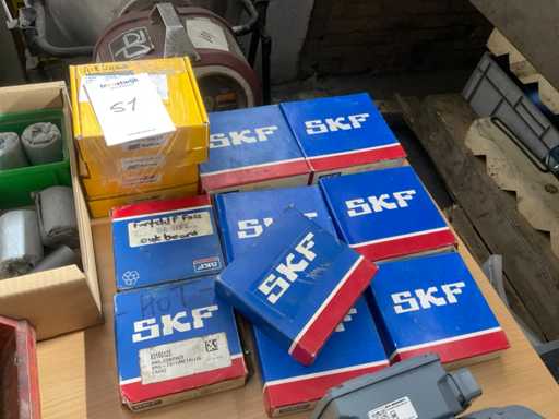 SKF Ball bearings (12x)