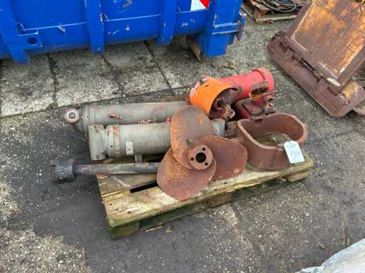 Various machine accessories