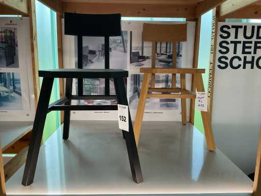 Lensvelt "Atelier van Lieshout SPR Cathedra Lounger Conference Chair (2x)