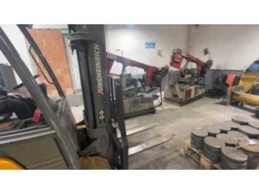 6dcd4bfb-4587-4a7c-82e2-f815e7c5e2e1.mp4