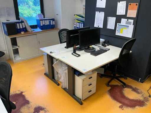 Poste de travail double bureau
