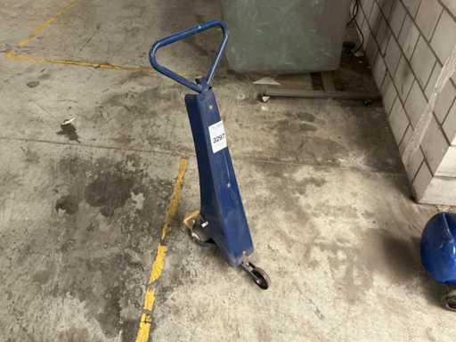 Floor tape applicator