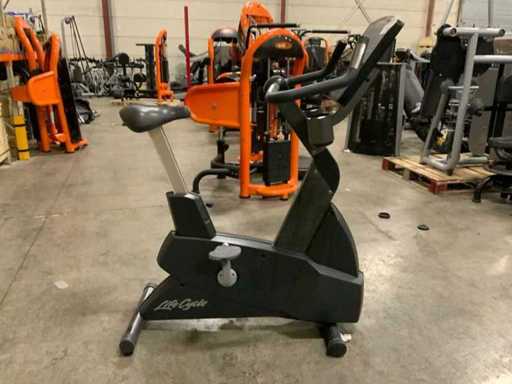 Life Fitness 95Ci Integrity rower pionowy Trener domowy