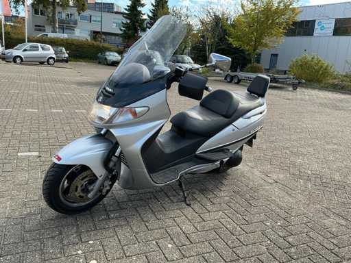 1999 Suzuki Scooter AN 400 Moto