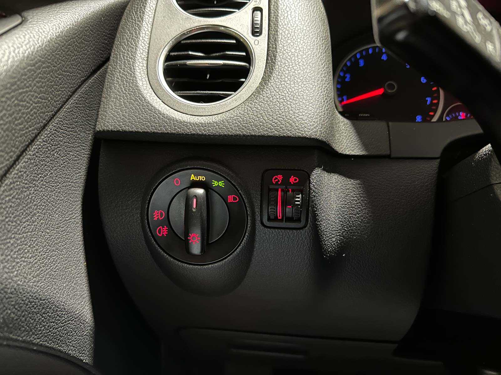 Volkswagen Tiguan 1.4 Tsi Sportstyle 4Motion 150pk 2008 (Origineel-NL), 95-GSH-8 Youngtimer