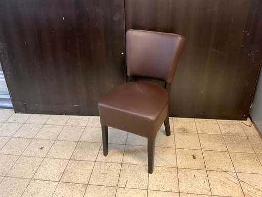 Fauteuils de restaurant en cuir synthétique (4x)