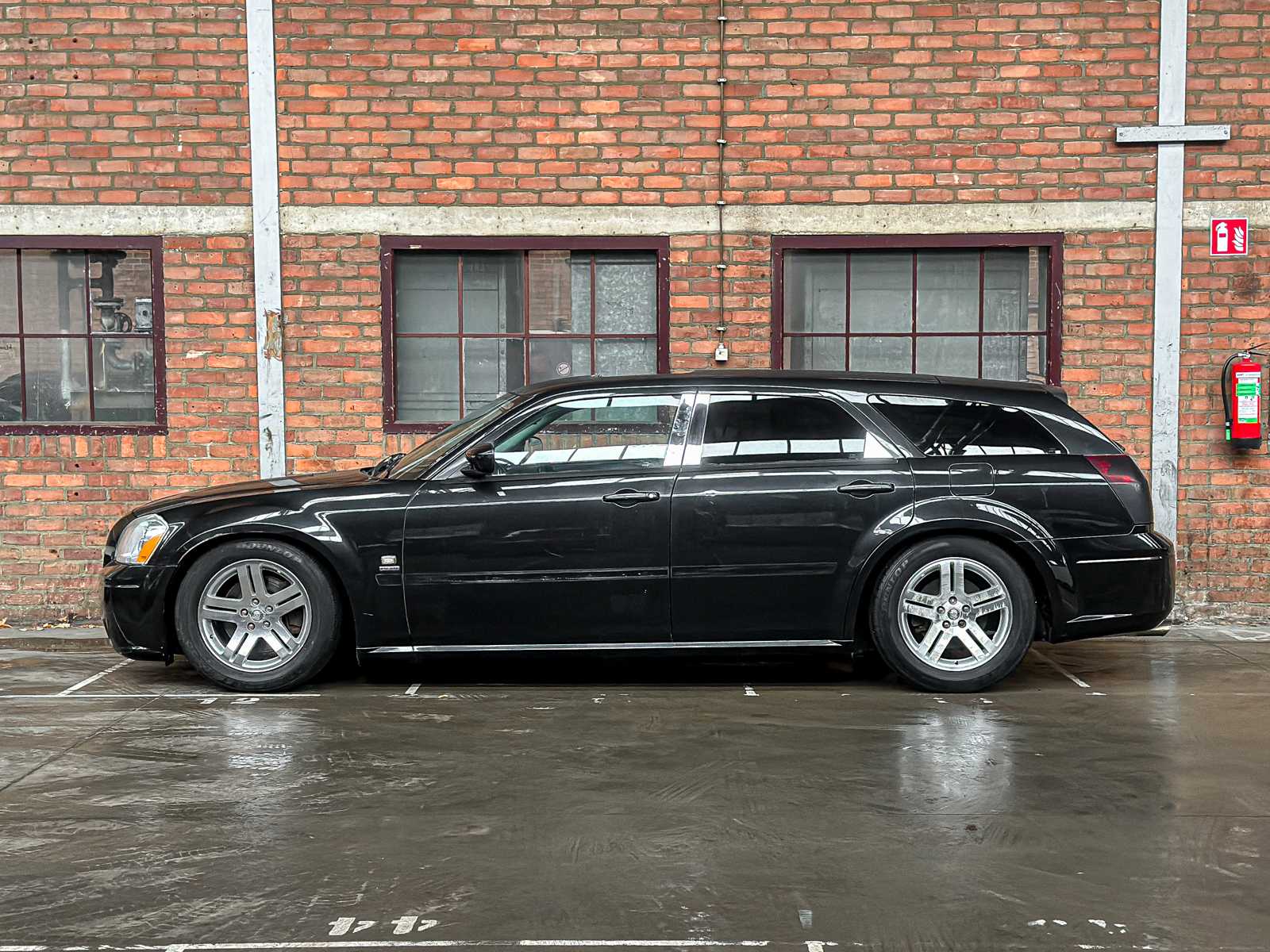 Dodge Magnum RT HEMI 5.7 V8 380pk 2005 - Youngtimer