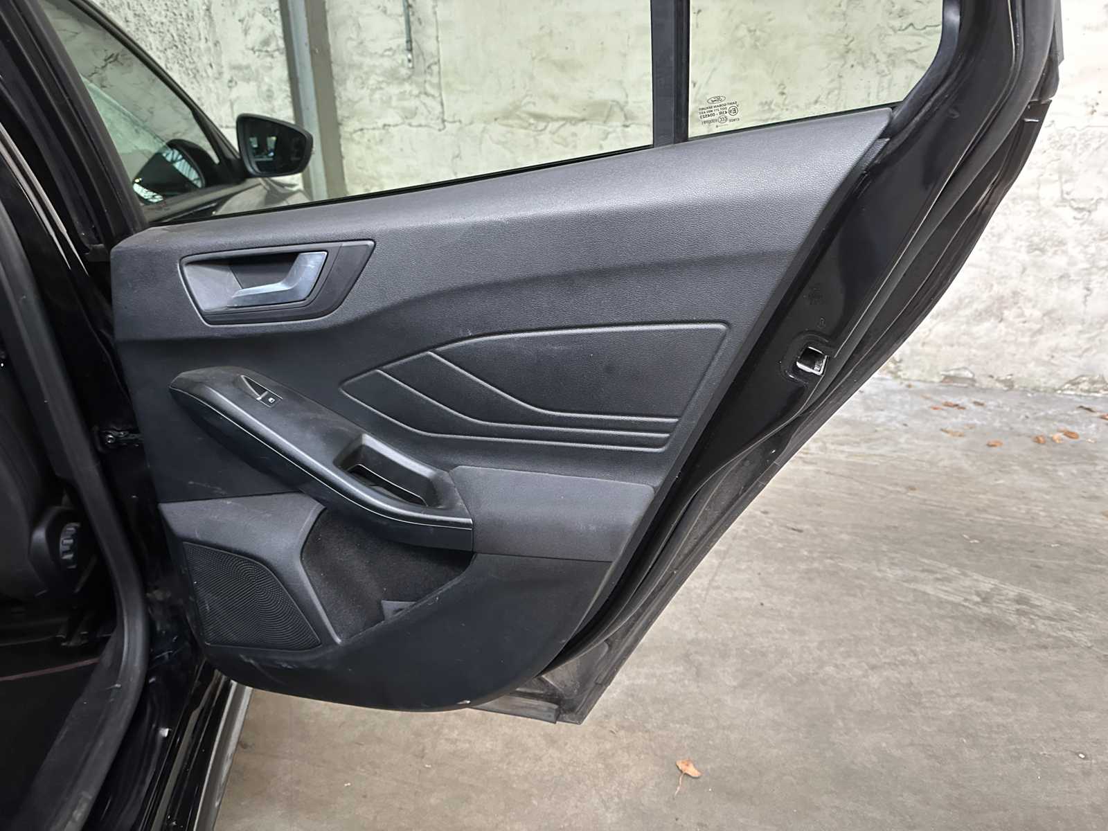 Ford Focus Wagon 1.0 EBH ST L. XBns 135PK 2021, K-337-PN