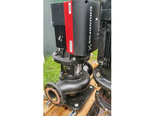 Unitate de pompare GRUNDFOS TPE 100-250/2 A-F-A-BQQE-ND1 DN100/PN16
