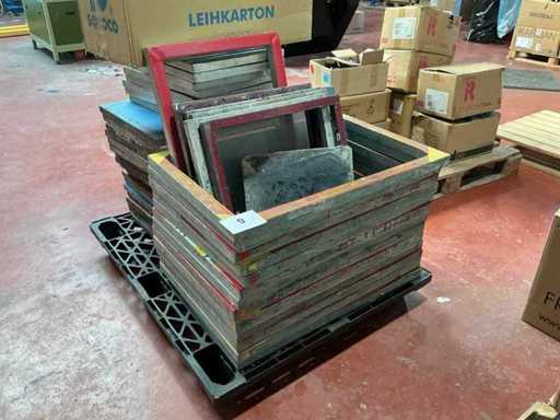 Divers cadres de sérigraphie (45x)