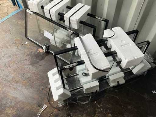 Buva - Ferestre cu sticlă temperată, izolate în partea superioară - 655x325 mm - Ferestre (5x)