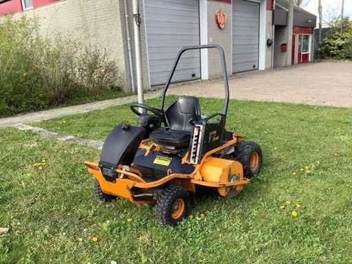 Silnik wałowy z 2019 roku YAK as1040 Traktor trawny Flail 4WD