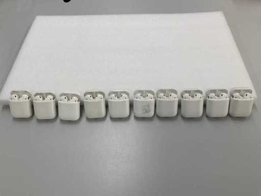Apple - AirPods 1 z etui na ładowanie (10x)