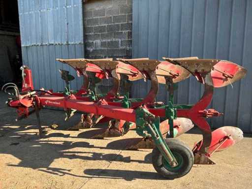 1995 Kverneland F160 Plough