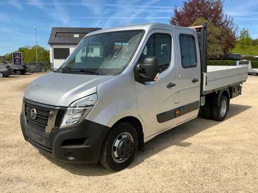 Nissan 6 + 1 Doppelkabine NV 400 Nutzfahrzeug
