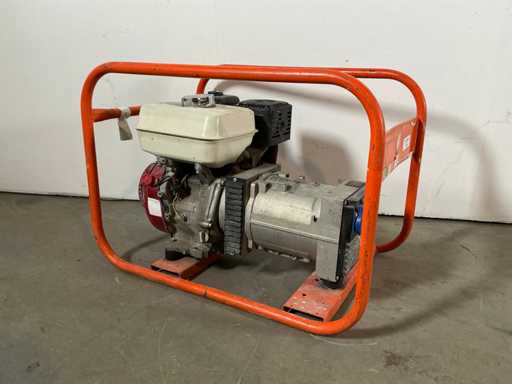 Europower Generators EP4100 Essence granulée 2015 3,6 kVA 2x PA