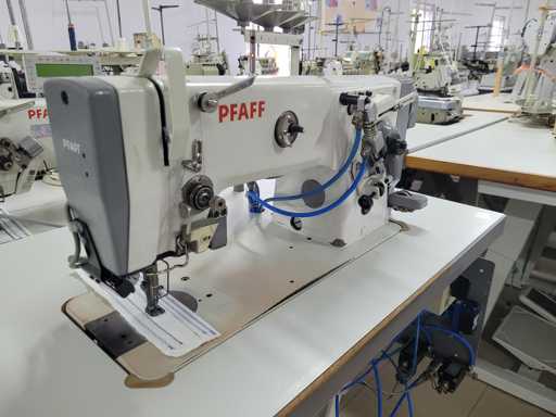 PFAFF - 938 - Zig Zag Sewing Machines