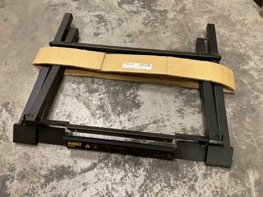 DeWalt DE7450 Suport pentru fer?str?u de mas?