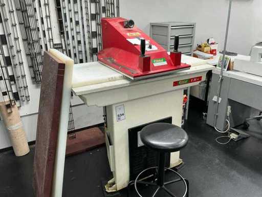 Machine de découpe COLZI F70 2011