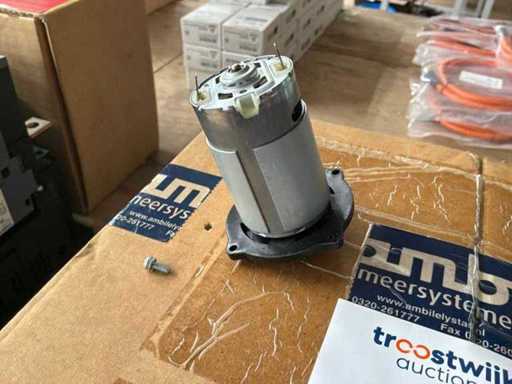 Servo motor
