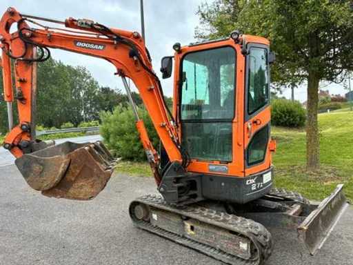 Doosan DX 27Z Compact Mini Crawler Excavator - 2014