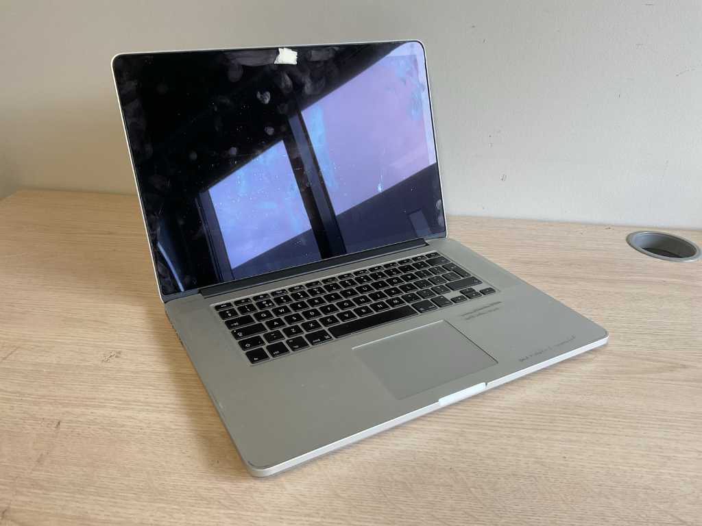 Laptop - Apple Inc. - MacBookPro10.1