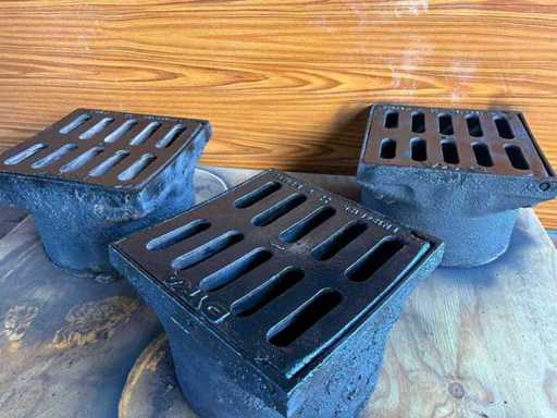 Dyka - Tail gully head - Cast iron B125 - Sewer pit cover / drain grate (3x)