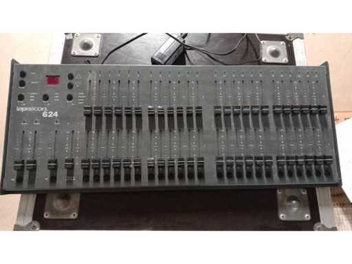 Leprecon - 624 - 24-Channel DMX Console