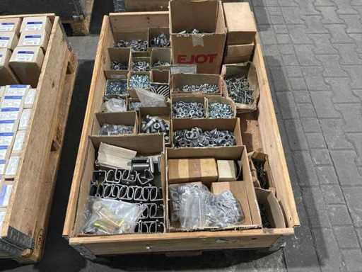 Bau- und Befestigungsmaterial