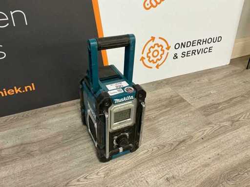 2021 Makita DMR108 Batteriebaufunkgerät