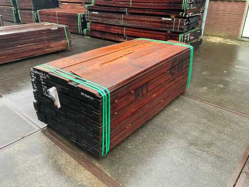 Tavola finemente segata Niové (260x)