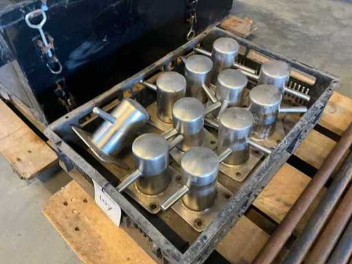 Festmachpoller (11x)