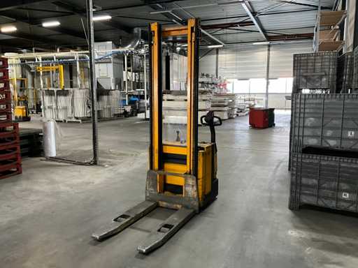 Jungheinrich Stapelaar