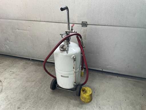 Pneumatischer Ölspender