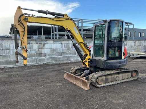 Excavatrice Midi New Holland E50B SR 2011
