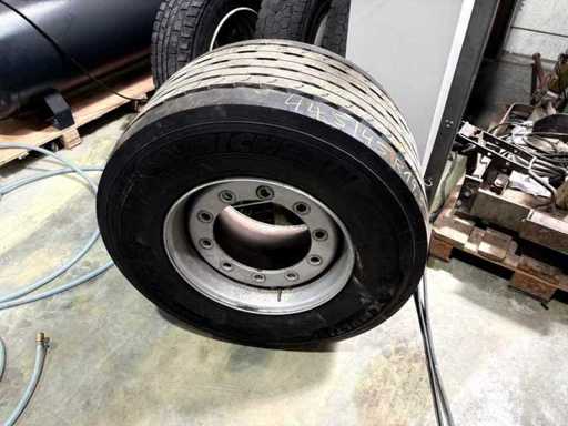 Michelin - LKW-Komplettrad - X Multi HL - LKW-Reifen