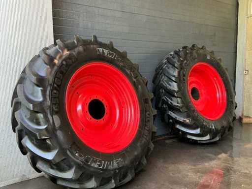 Michelin Multibub Reifen, Rad und Felge